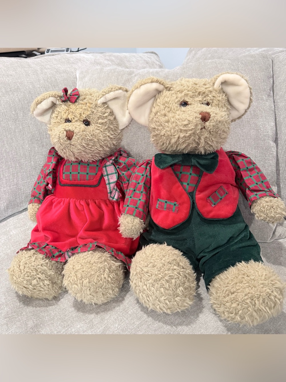 Vintage 1994 Christopher & Holly Teddy Bear Pair Commonwealth Toys R Us Holiday
